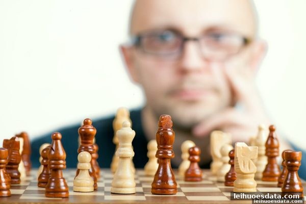 雷火电竞深度解析：棋牌平台最低提款额度的合规要点与优化策略